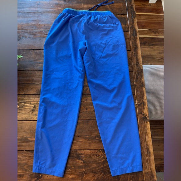 Fabletics Scrub Pants - Picture 2 of 4